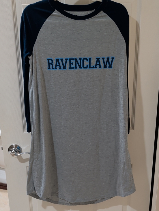 Warner Bros. Other - Warner Bros. Ravenclaw Raglan Nightshirt - Gray and Navy